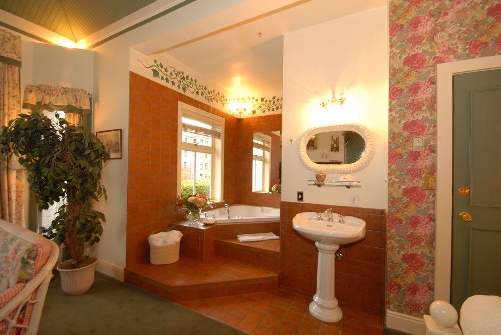 Humboldt House Bed & Breakfast Victoria Ngoại thất bức ảnh