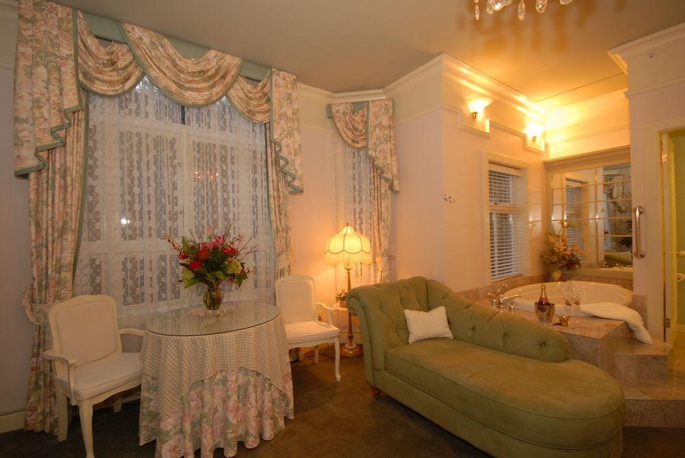 Humboldt House Bed & Breakfast Victoria Ngoại thất bức ảnh