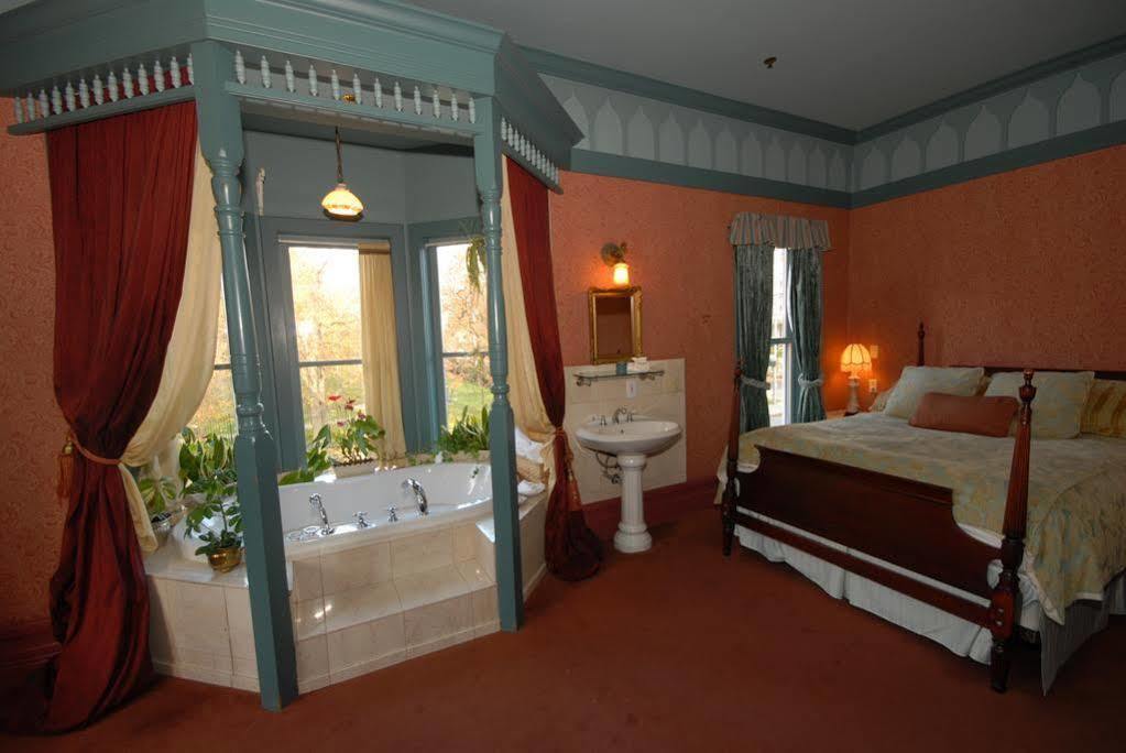 Humboldt House Bed & Breakfast Victoria Ngoại thất bức ảnh